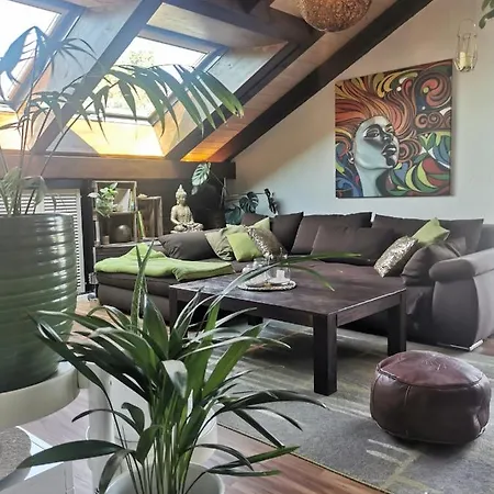 Apartment Grune Lichtreiche Mit Dachterasse Kaufering